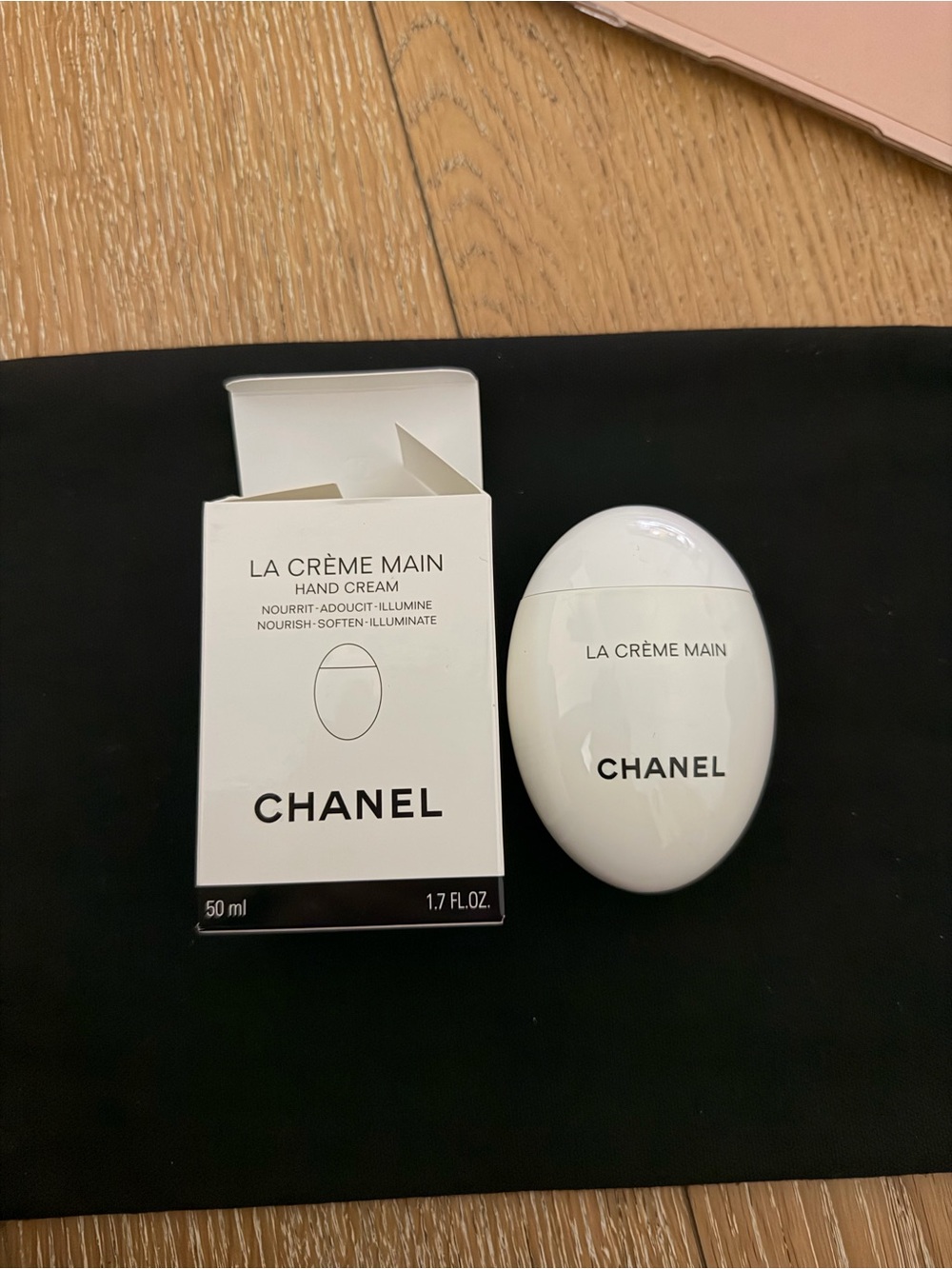 CHANEL La Crème Main Hand Cream